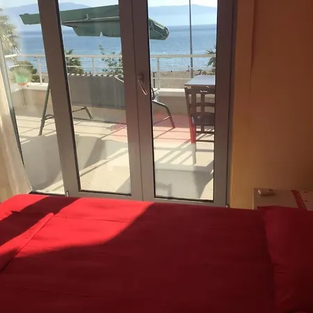 Lux Seaview Wlora